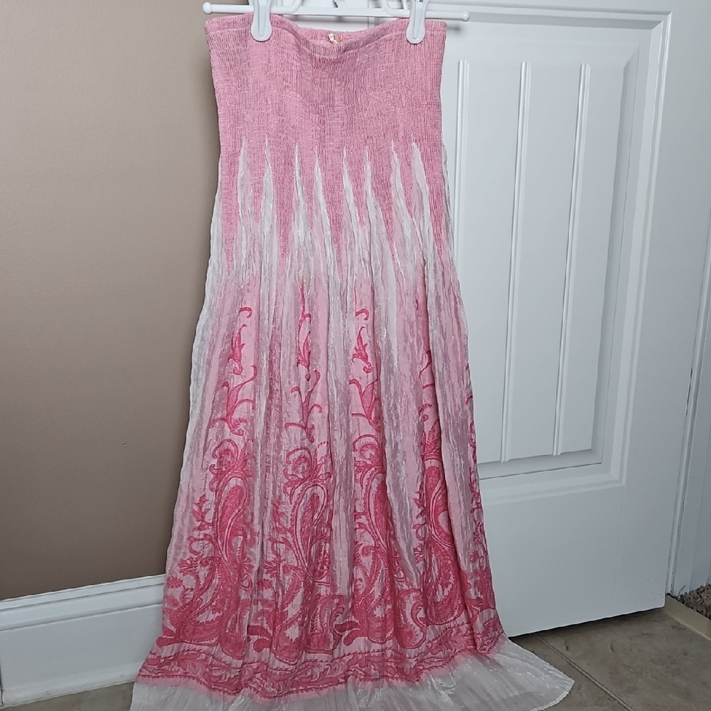 Elegant Pink and White Women's Resort Wear - Like New